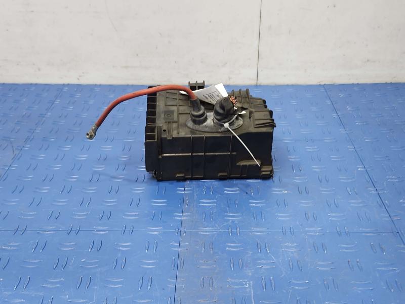 2012 Audi TT Engine Fuse Box