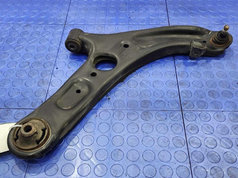 2012 Hyundai Veloster Lower Control Arm Front