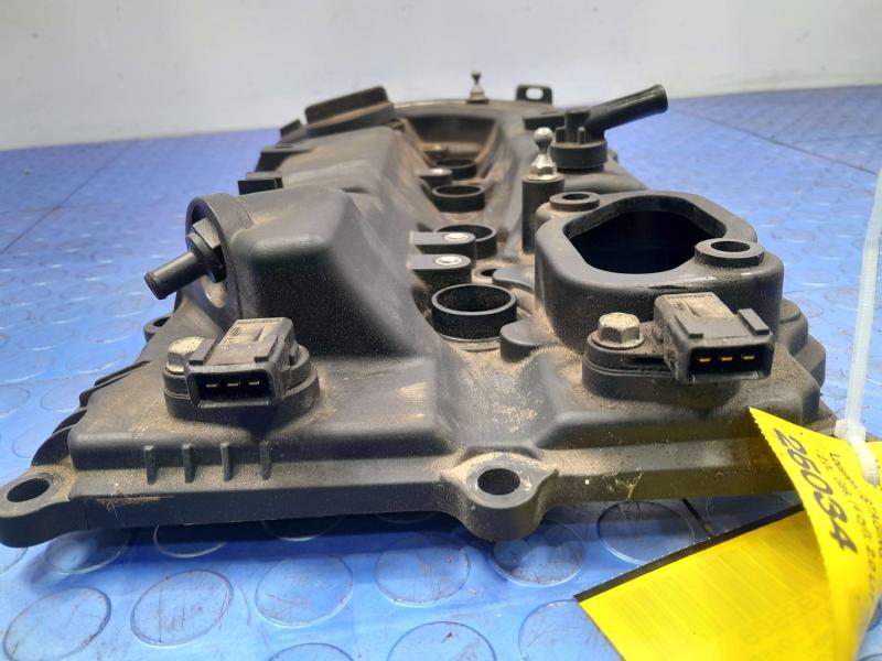 2015 Hyundai Tucson Valve Cover