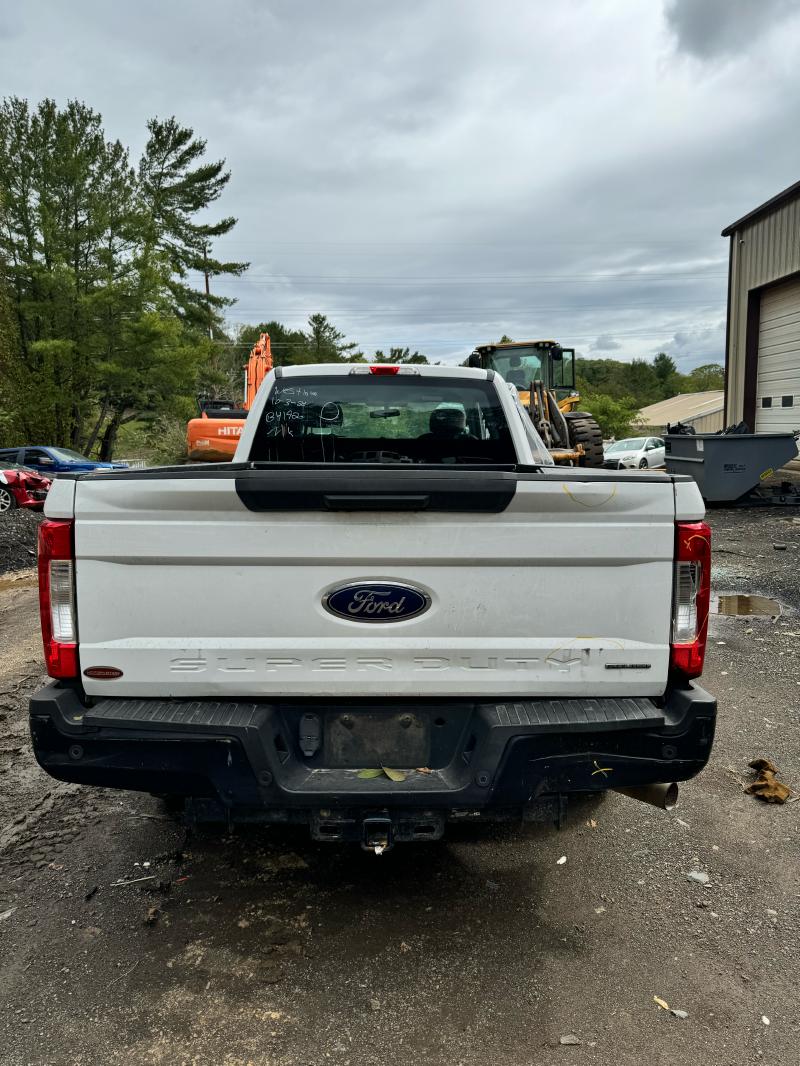 2017 Ford F-250 Super Duty Transmission Oil Pan