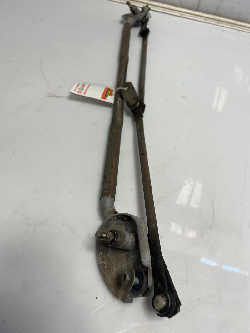 2008 Dodge Charger Wiper Trans. Linkage