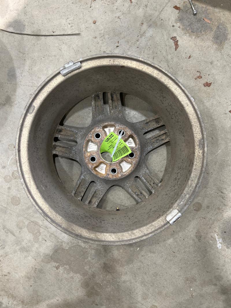 1999 Honda CR-V Wheel