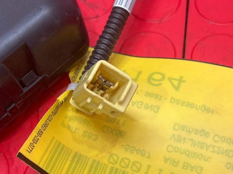 2011 Infiniti QX56 Air Bag