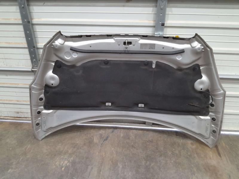 2010 Buick Enclave Hood