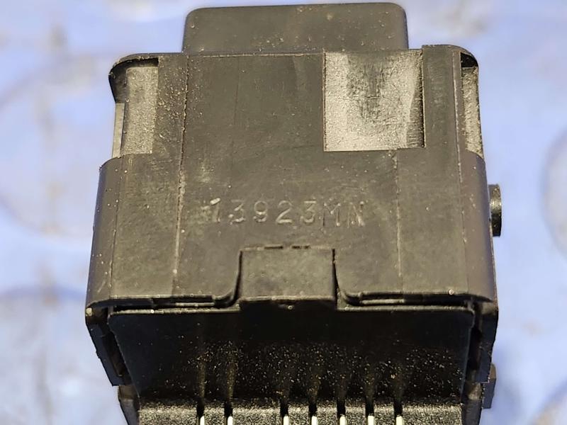 2014 Nissan Maxima Door Switch Front