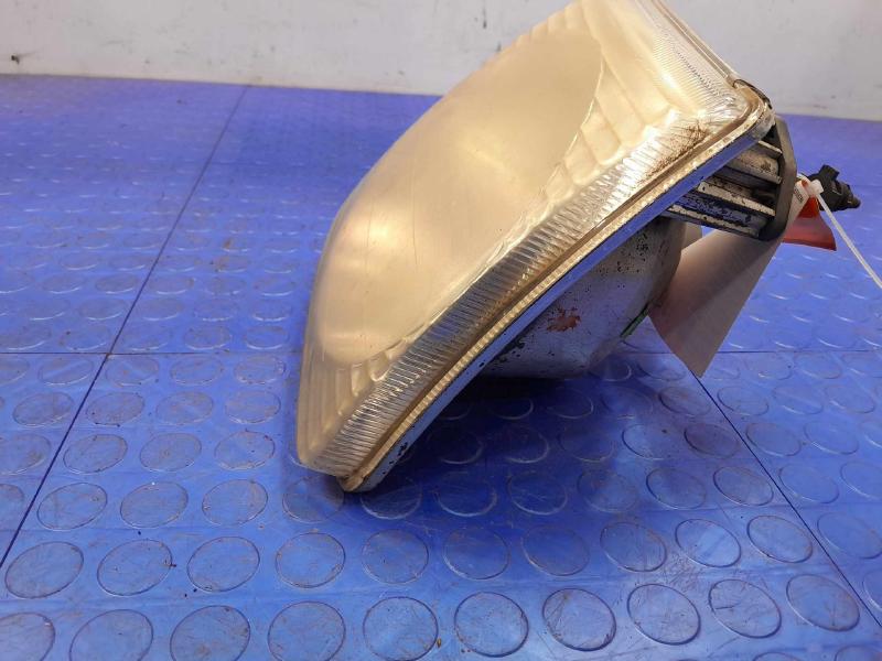 2001-2005 Ford Explorer Sport Trac Headlight Righjt Passenger Side OEM 1L5Z13008AA,RH