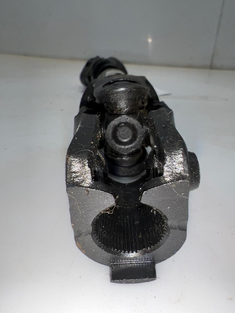 2012 - 2017 Buick Verano Steering Column Intermediate Shaft OEM 13364134
