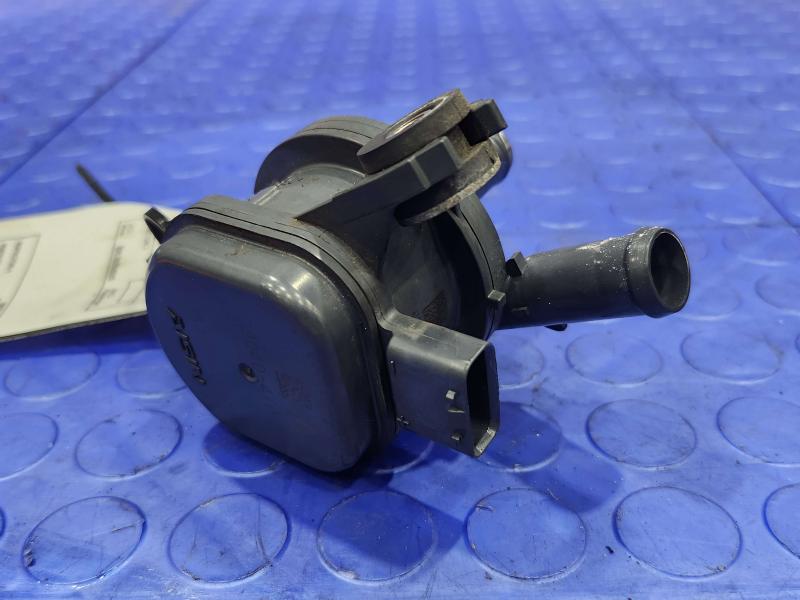 2017 Toyota Prius Coolant Pump