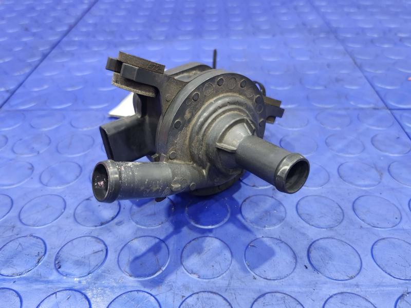 2017 Toyota Prius Coolant Pump