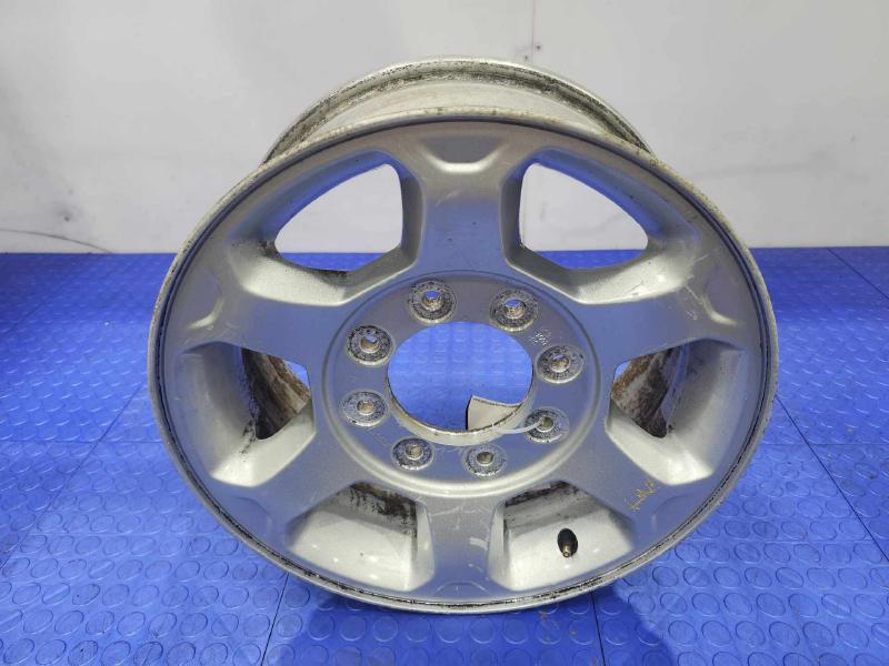 2013 Ford F-350 Super Duty Wheel