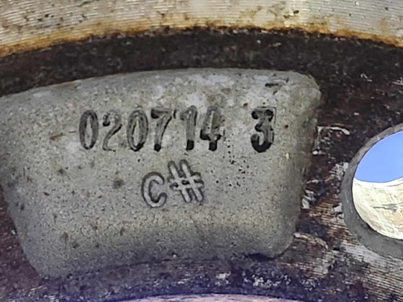 2013 Ford F-350 Super Duty Wheel