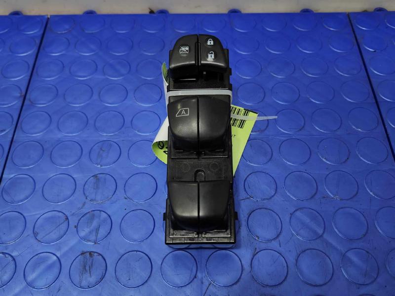 2015 Nissan Leaf Door Switch Front