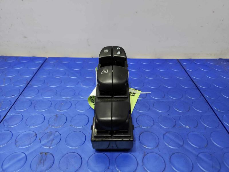 2015 Nissan Leaf Door Switch Front