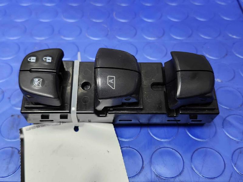 2015 Nissan Leaf Door Switch Front