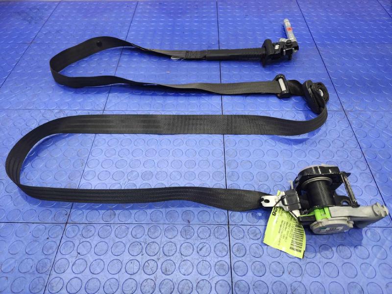 2012 Hyundai Veloster Front Seat Belt