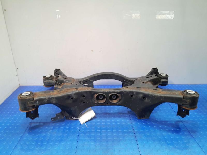 2011 Subaru Forester Crossmember/Cradle/Undercarria