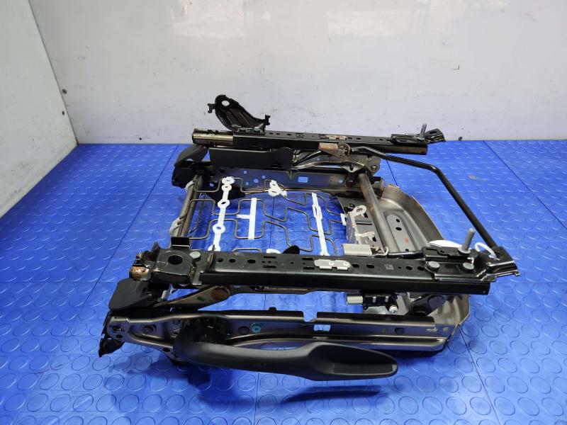 2016 Scion iM Seat Track