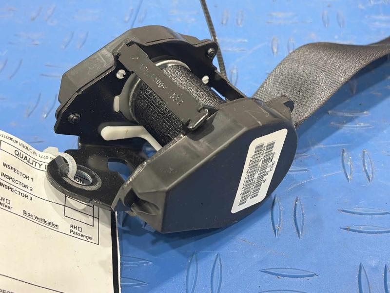 2012 Jeep Compass Rear Seat Belt