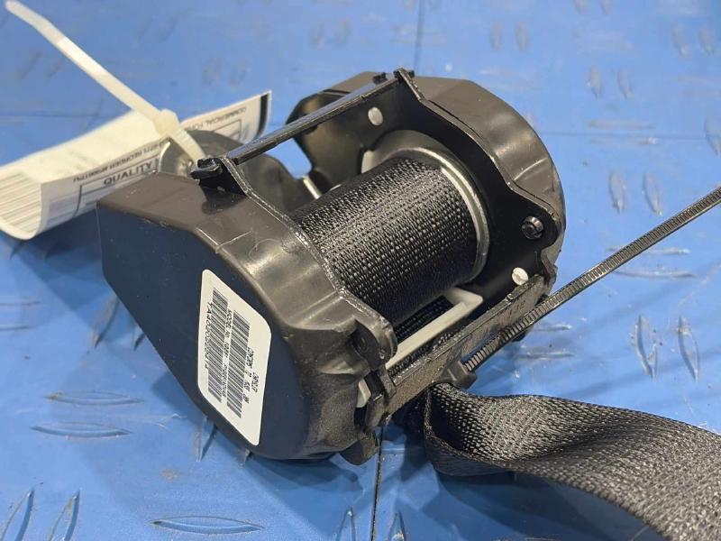 2012 Jeep Compass Rear Seat Belt