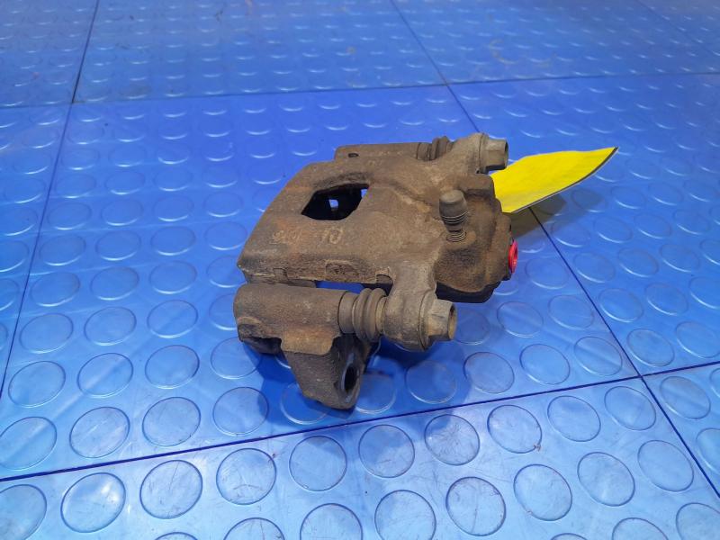 2013 Nissan Juke Caliper