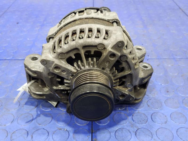 2013 Chrysler 300 Alternator