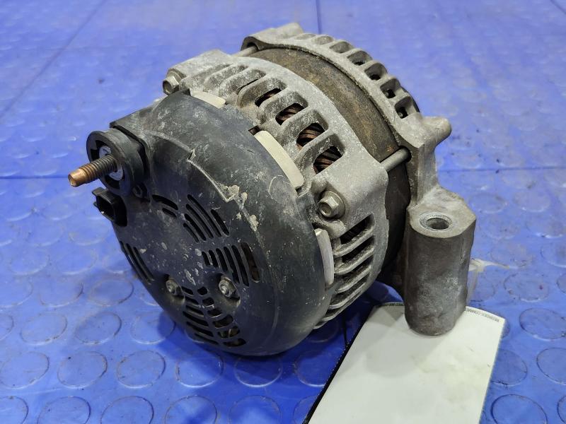 2013 Chrysler 300 Alternator