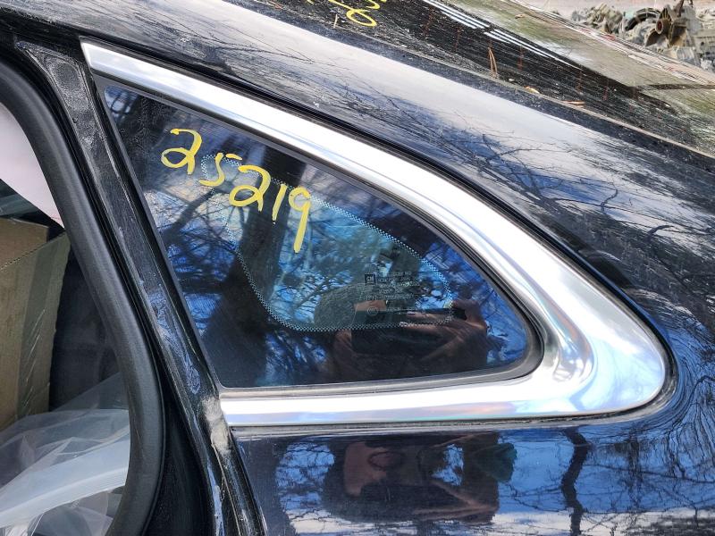 2018 Chevrolet Malibu Quarter Glass/Window