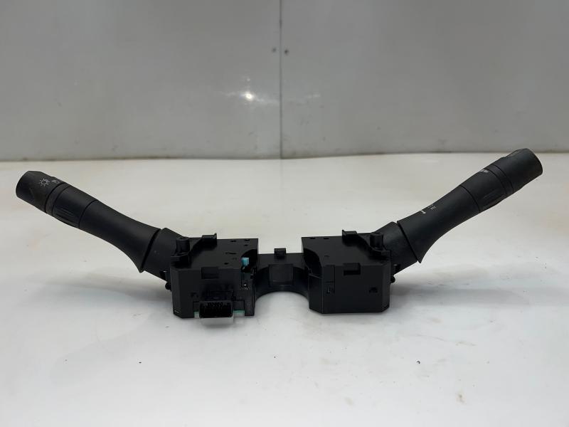 2011 Nissan Juke Combination Switch