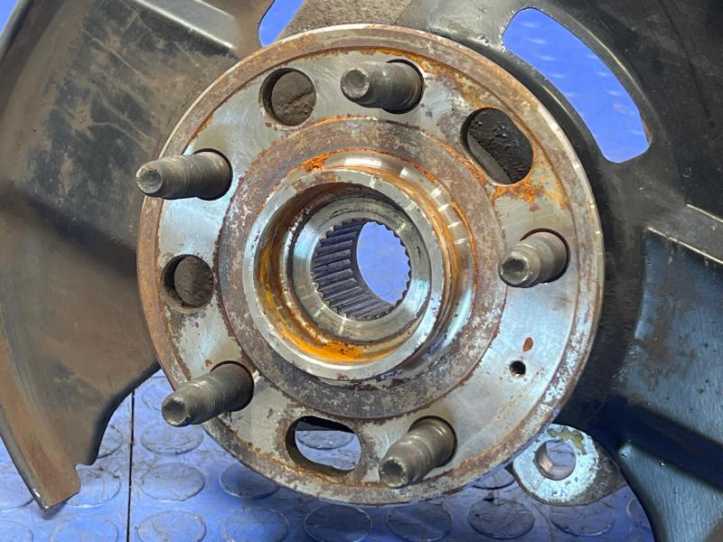 2013 Chevrolet Malibu Spindle Knuckle Front