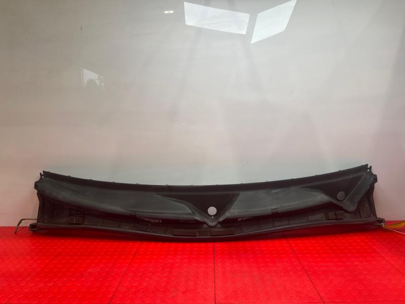2011-2020 Infiniti QX56 QX80 Cowl Panel Cover Air Inlet Genuine OEM 668621LA0A