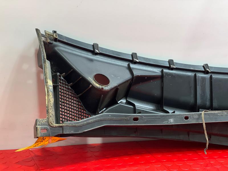 2011-2020 Infiniti QX56 QX80 Cowl Panel Cover Air Inlet Genuine OEM 668621LA0A