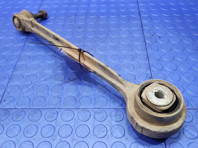 2014 Chrysler 300 Lower Control Arm Front