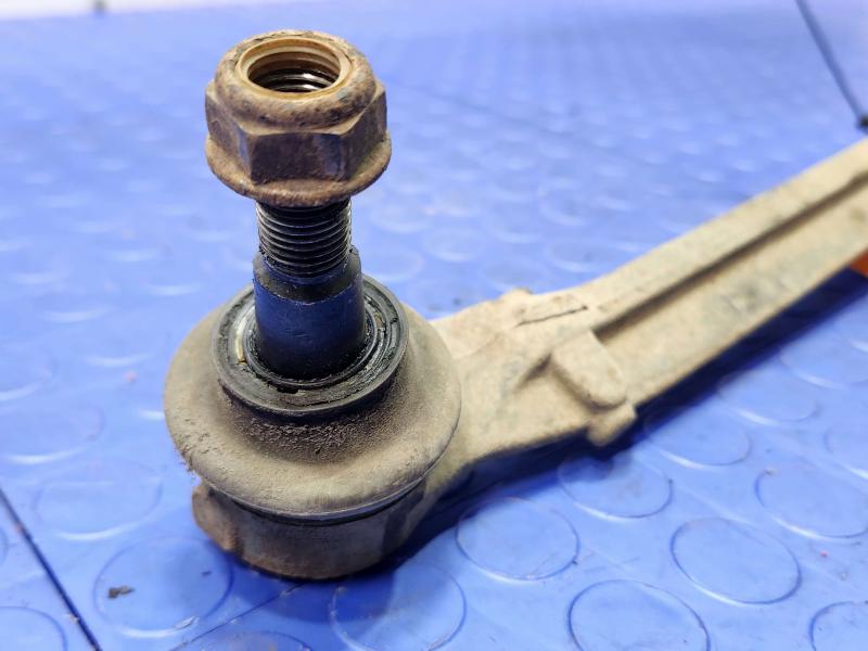 2014 Chrysler 300 Lower Control Arm Front