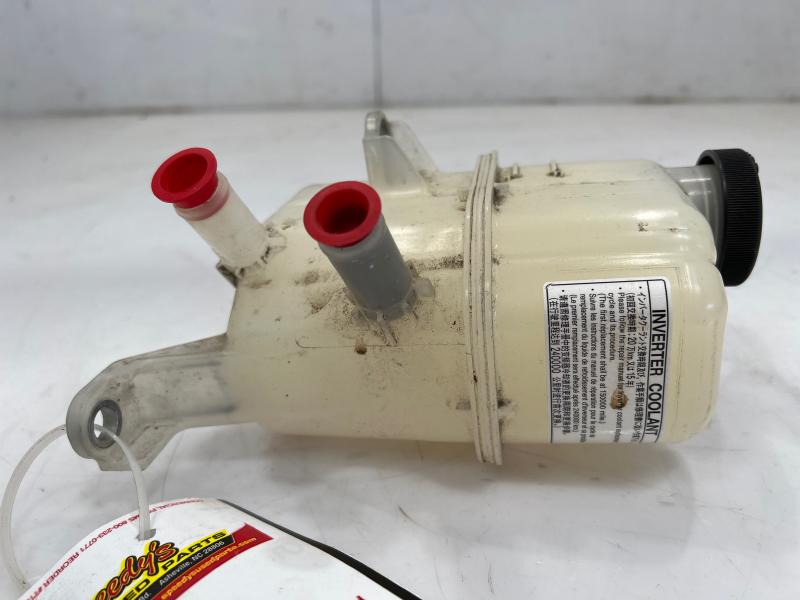 2010 - 2015 Toyota Prius Drive Motor Inverter Coolant Reservoir OEM G92A047011
