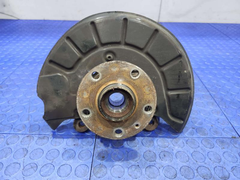 2020 Volkswagen Passat Spindle Knuckle Front
