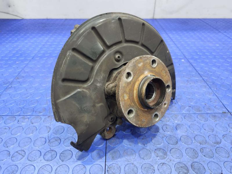 2020 Volkswagen Passat Spindle Knuckle Front