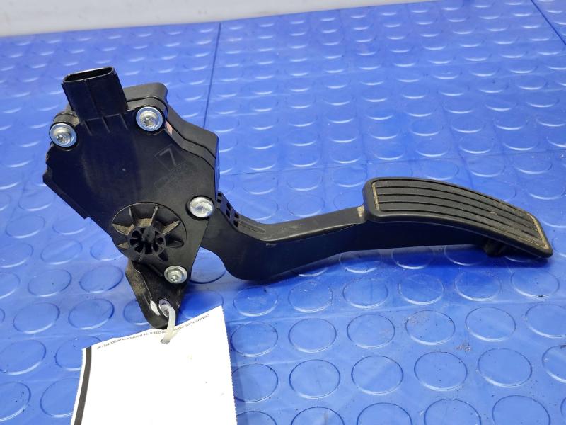 2014-2016 Subaru Forester Accelerator Pedal Assembly Genuine OEM 36010FJ010