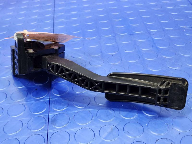 2014-2016 Subaru Forester Accelerator Pedal Assembly Genuine OEM 36010FJ010