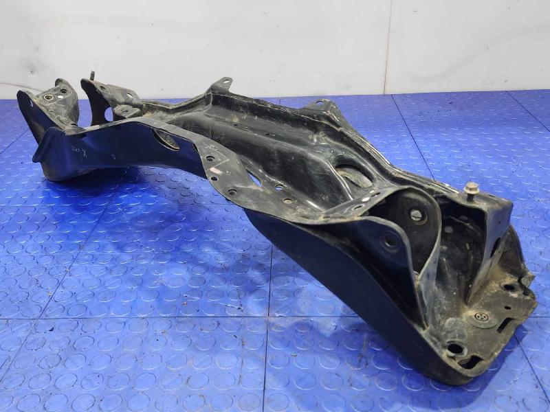 2014-2016 Subaru Forester Front Crossmember Subframe Genuine OEM 20101SG000
