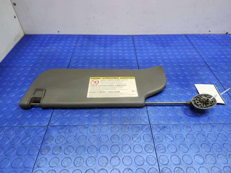 2012 Ford F-250 Super Duty Sun Visor