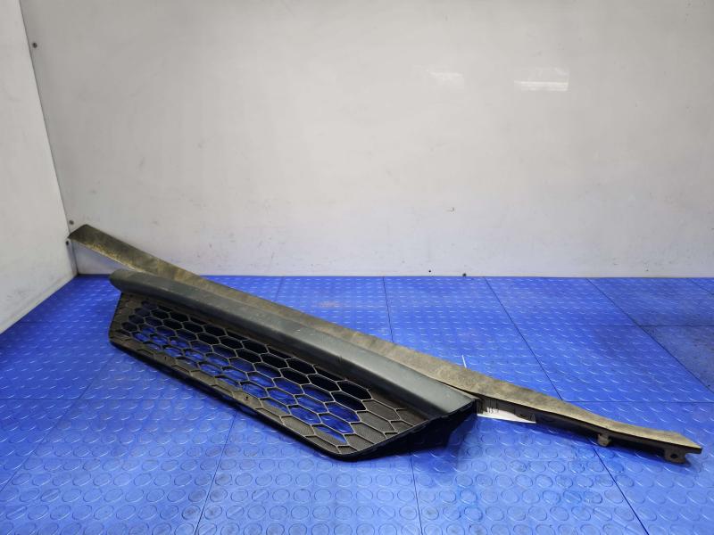2016 Honda Fit Grille