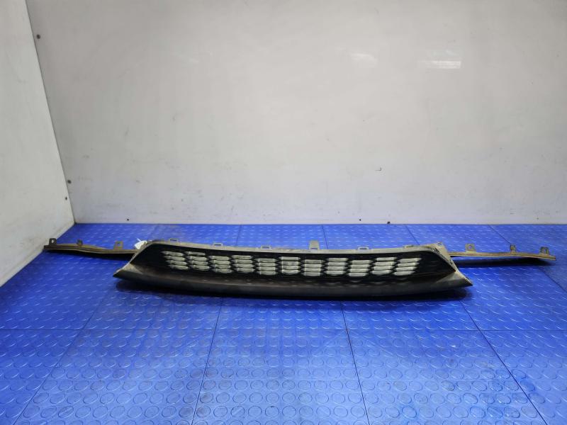2016 Honda Fit Grille