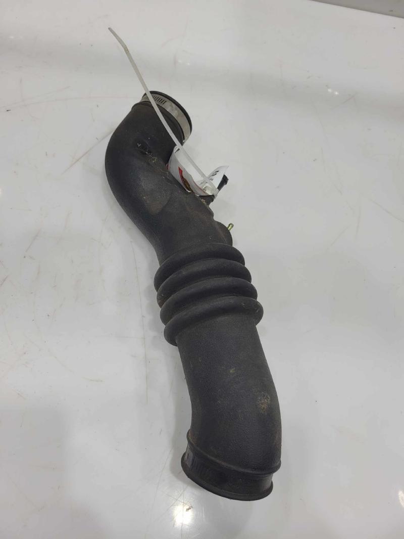 1996 Nissan 300ZX Air Intake Tube/Resonator