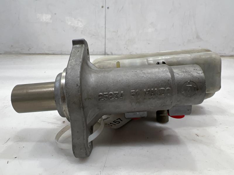 2010 GMC Terrain Master Cylinder