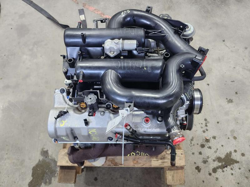 2001 Ford Explorer Engine Assembly/Motor