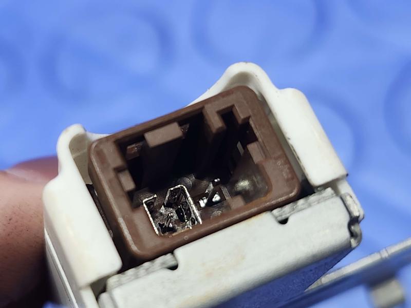 2018-2024 Toyota Camry Antenna Amplifier Module Genuine OEM 86300-06210
