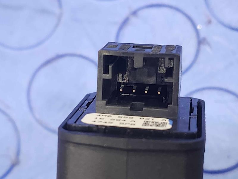 2017 Audi Q7 Door Switch Front