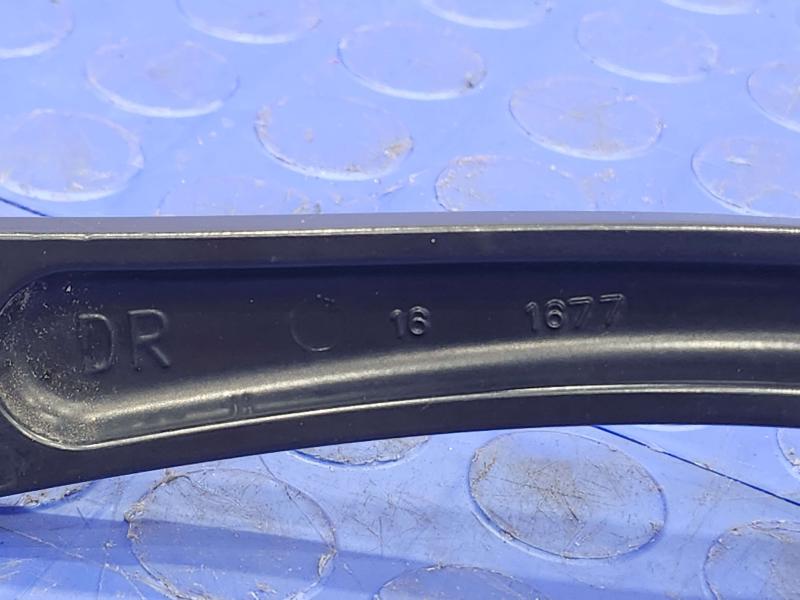 2014 Dodge Challenger Wiper Arm