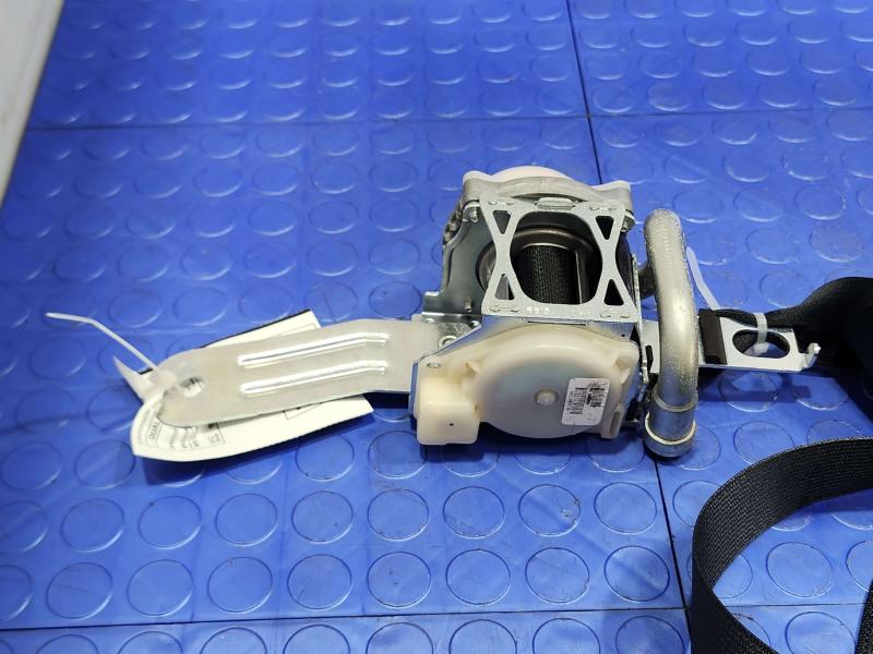 2015 Honda Fit Front Seat Belt