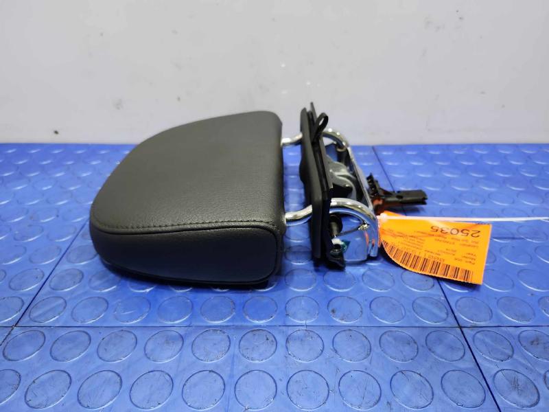 2018 Audi Q7 Headrest
